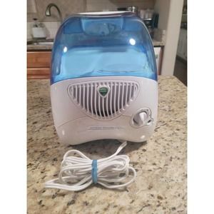 Vicks Filtered Cool Moisture Evaporative Humidifier, V3100